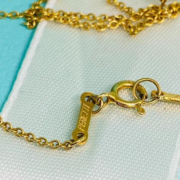 Tiffany & Company 18k Elsa Peretti open heart necklace with box .750 MSRP$1900 - Picture 6 of 8